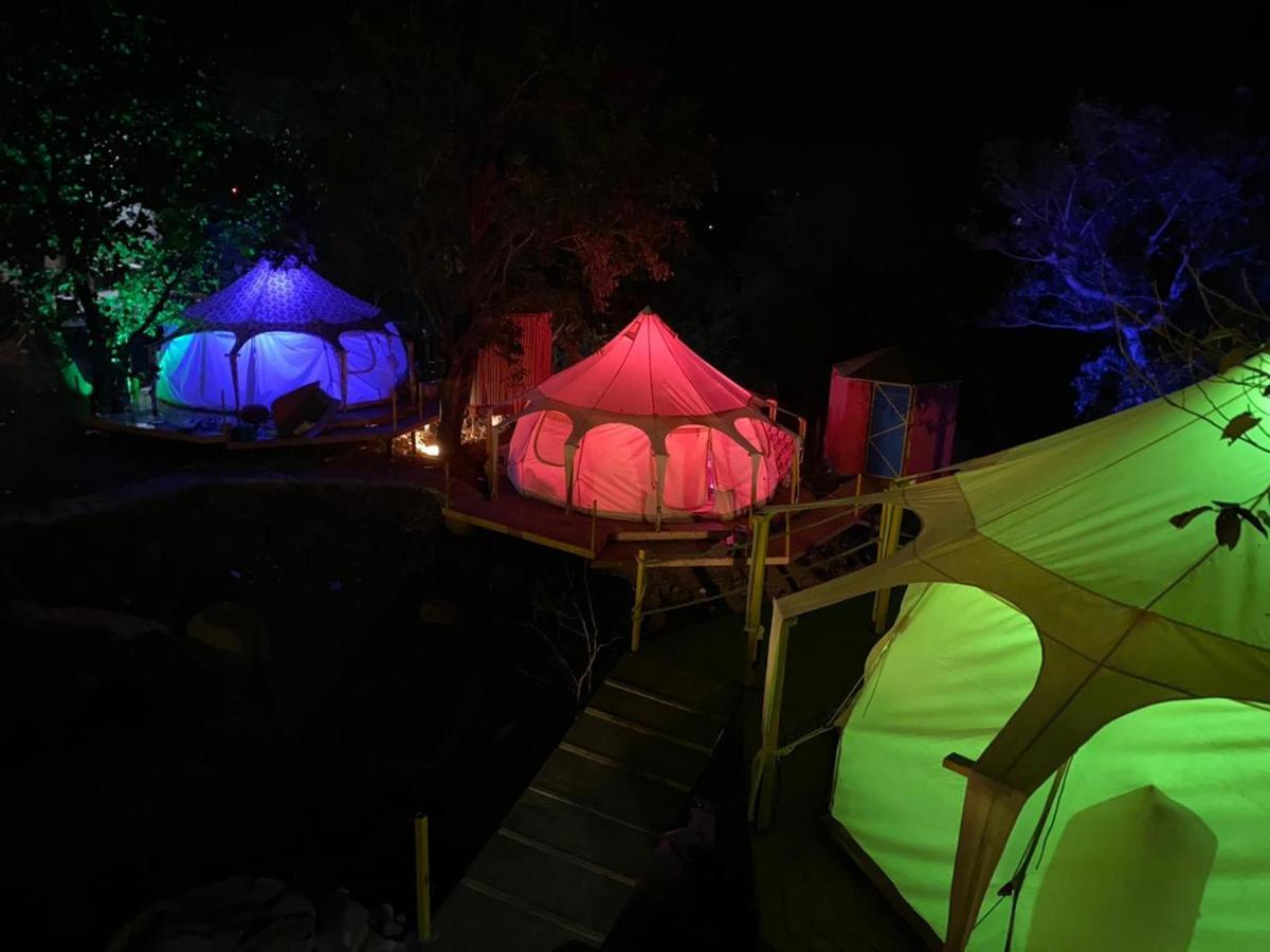 The Lotus Resort Lonavala Buitenkant foto
